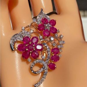 Natural Burmese Ruby and Diamond Broach /Pendent in 18K solid gold